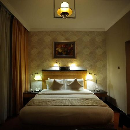 Creek Gate Hotel-Baithans Шарджа Екстер'єр фото