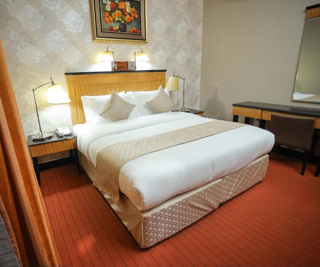 Creek Gate Hotel-Baithans Шарджа Екстер'єр фото